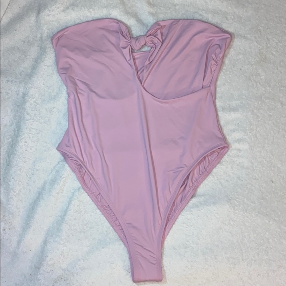 Dippin daisys swimwear. Never been used.